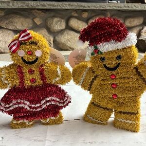 Christmas Decor - 3D Standing Tinsel Gingerbread Man/Girl 12inch tall